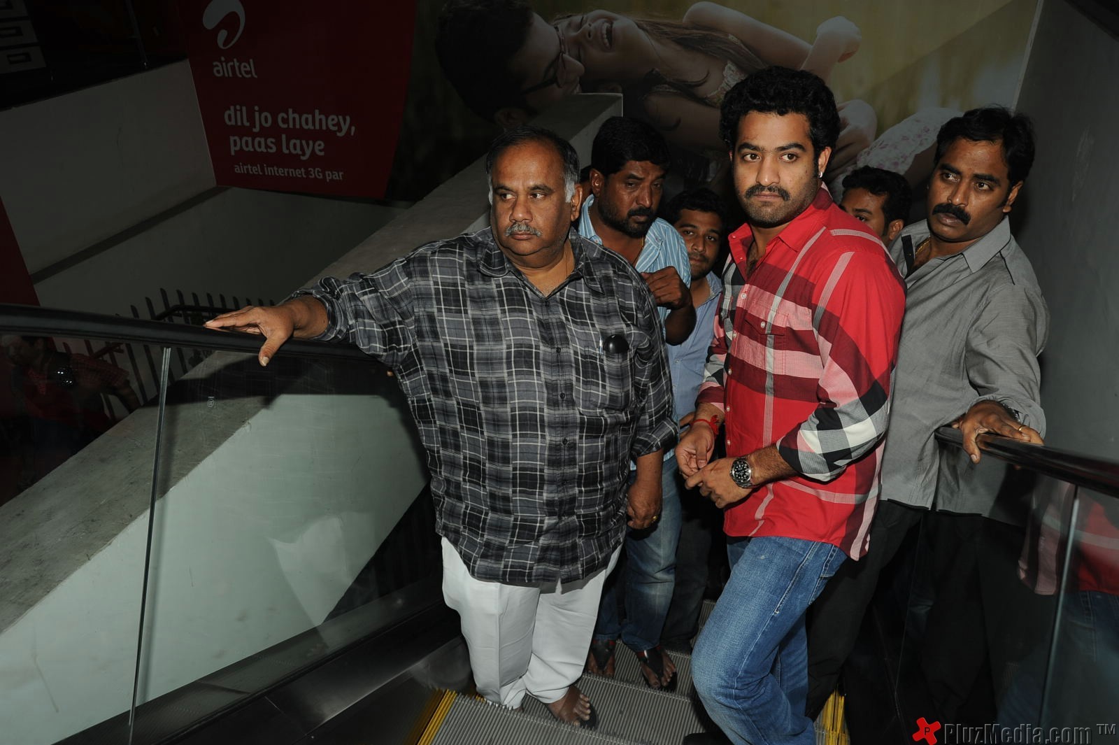 Jr NTR at Oosaravelli Specital Show - Pictures | Picture 96338